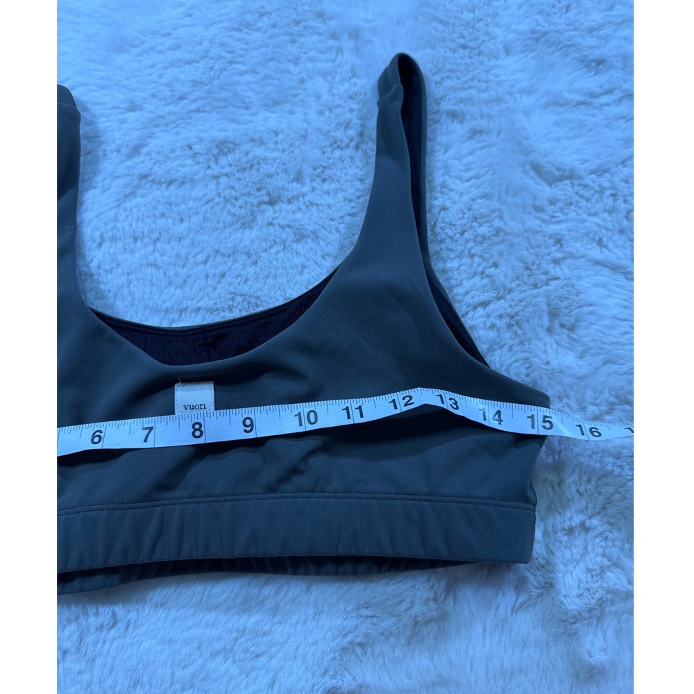 Vuori Sports Bra Dark Olive Green Activewear Yoga Gym Running Athleisure Hike M - Picture 3 of 3
